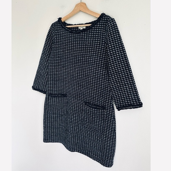 Max Studio London • Double Knit Tweed Bateau Neck Shift Dress in Navy Blue - Picture 4 of 7